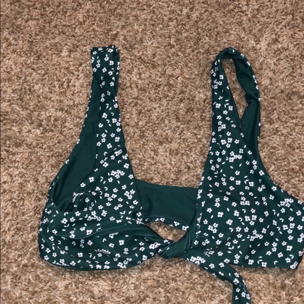 Cute Flower Print swimsuit top